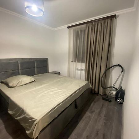 2 Cosy Apartment In Townhouse Near Airport Evn Geghanist  Kültér fotó