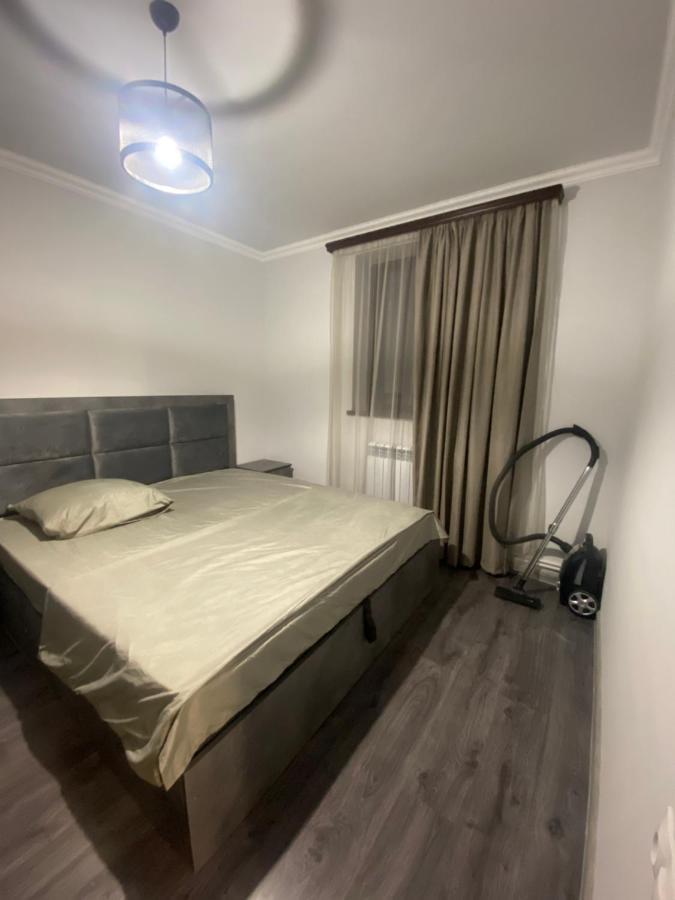 2 Cosy Apartment In Townhouse Near Airport Evn Geghanist  Kültér fotó